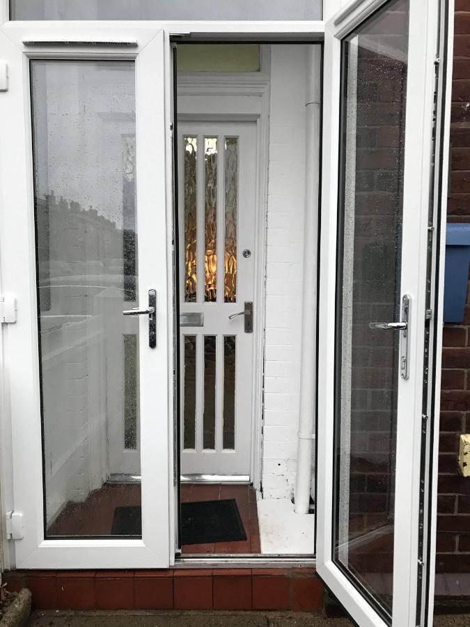 Stylish Modern 3-Bed House Nr Manchester City Ctr Whitefield Exterior foto